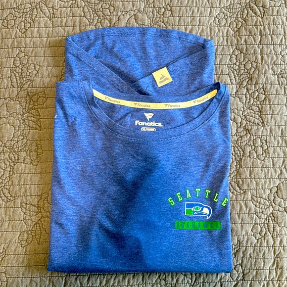 Seahawks fan shirt-old school - Picture 5 of 7